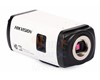 Caméra IP Qualité vidéo 1/3 CMOS Progressive SCAN 3 MP Compacte PoE Jour / Nuit DS-2CD854F-E